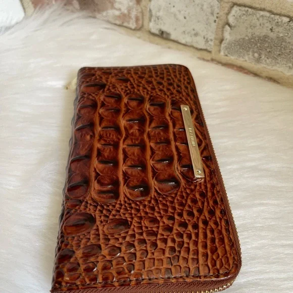 Brahmin Suri Melbourne Leather Zip-Around Wallet - Picture 5 of 12